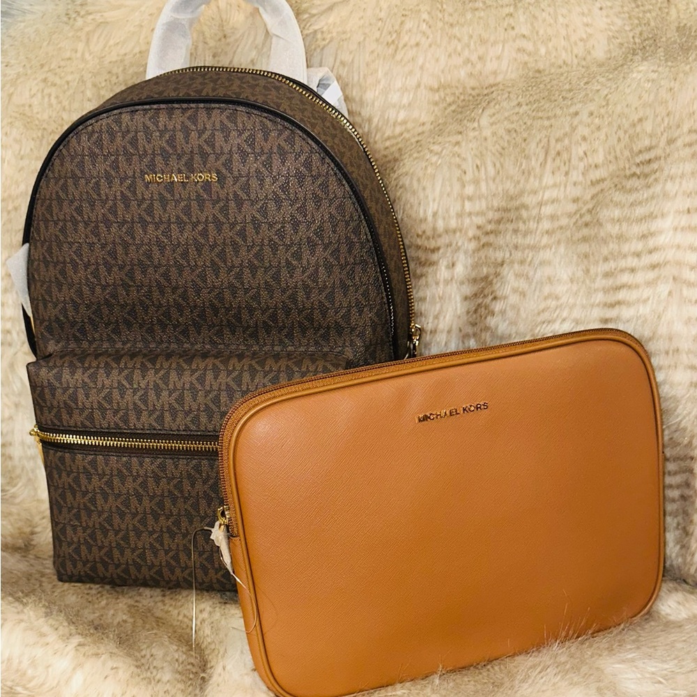 Backpack set come with iPad case